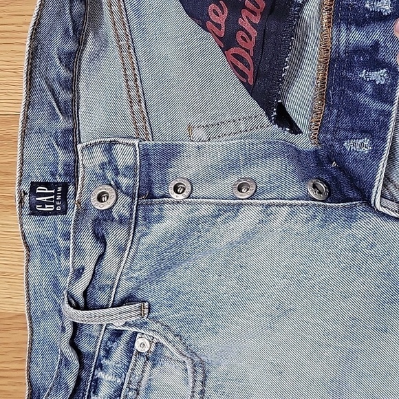 Gap womens high waisted crop distressed button fly jeans - Picture 2 of 7